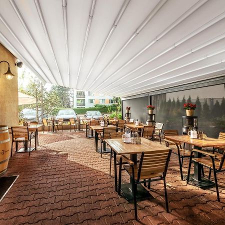 Prague Hotel Carl Inn Restaurant & Free Parking Exterior photo